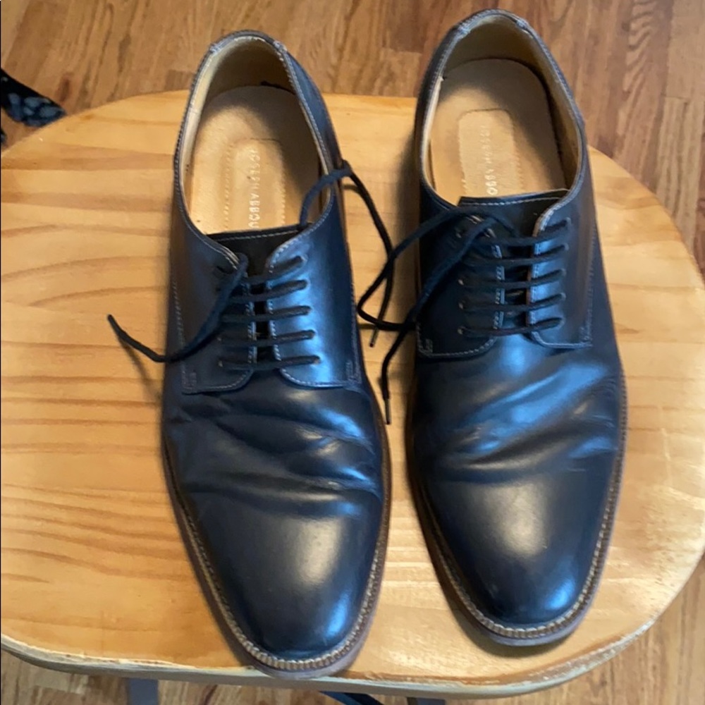 Joseph Abboud black leather dress shoes
